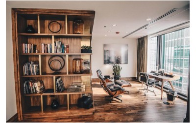 Stilul industrial – Elemente definitorii care conferă unicitate amenajărilor interioare