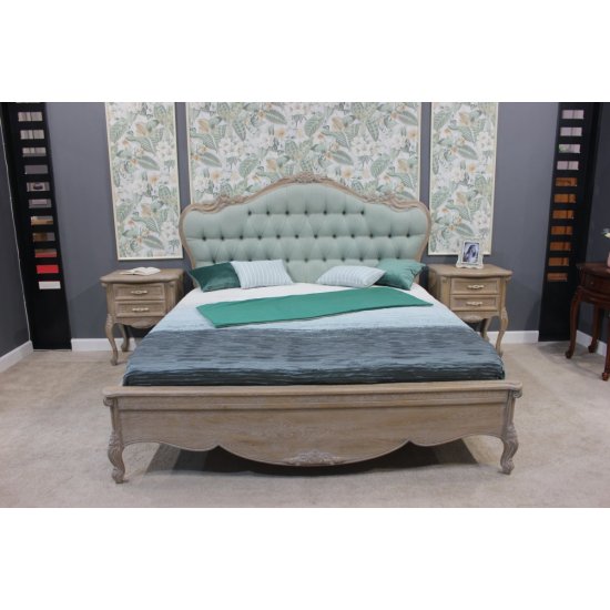 Paturi din lemn masiv, Pat lemn masiv, maro, dublu, 1800, tapisat, inserții ornamentale, Jasmina